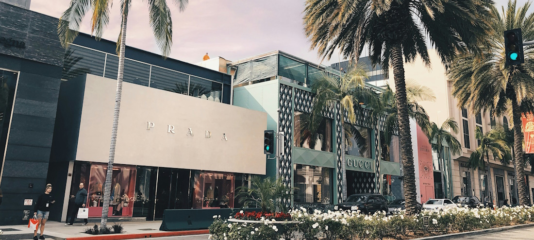 Streets lined with designer stores for shopping in Los Angeles